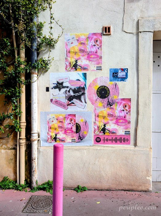 Collages de Street art colorés dans la Rue Méditerranée à Montpellier, composition artistique inspirée de la musique et de la culture pop