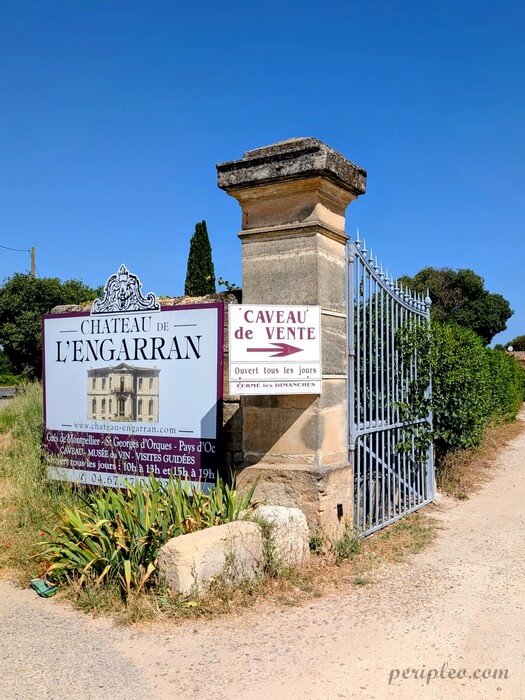 Entrée du domaine viticole du Château de l'Engarran près de Montpellier