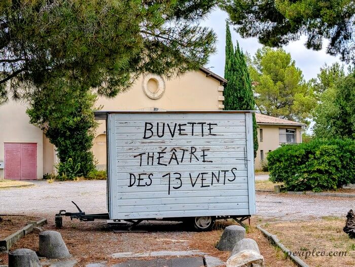 Buvette du Théâtre des 13 Vents au Domaine de Grammont à Montpellier